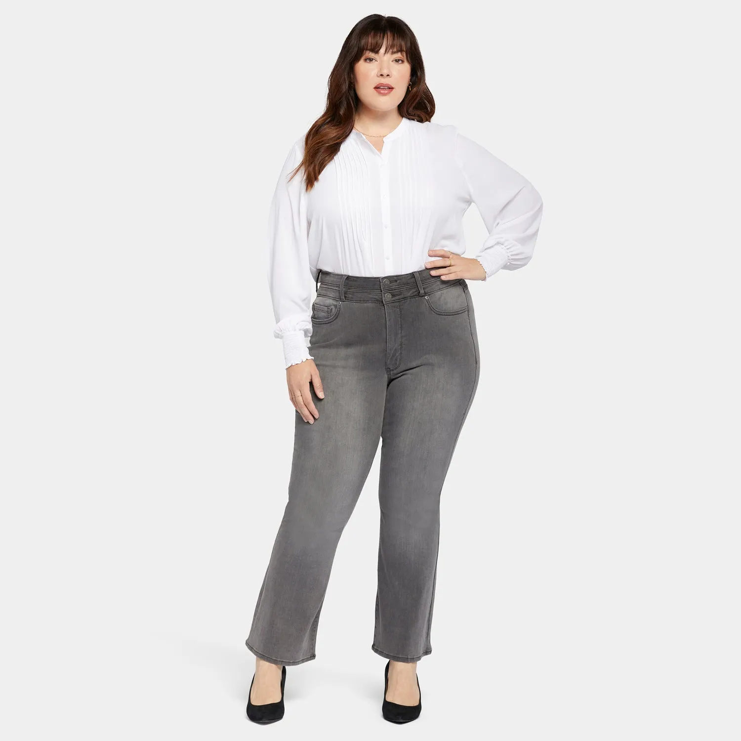 Ava Flared Jeans In Plus Size - Smokey Mountain