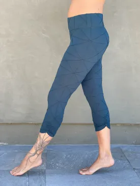 Bamboo Texture Capri Leggings