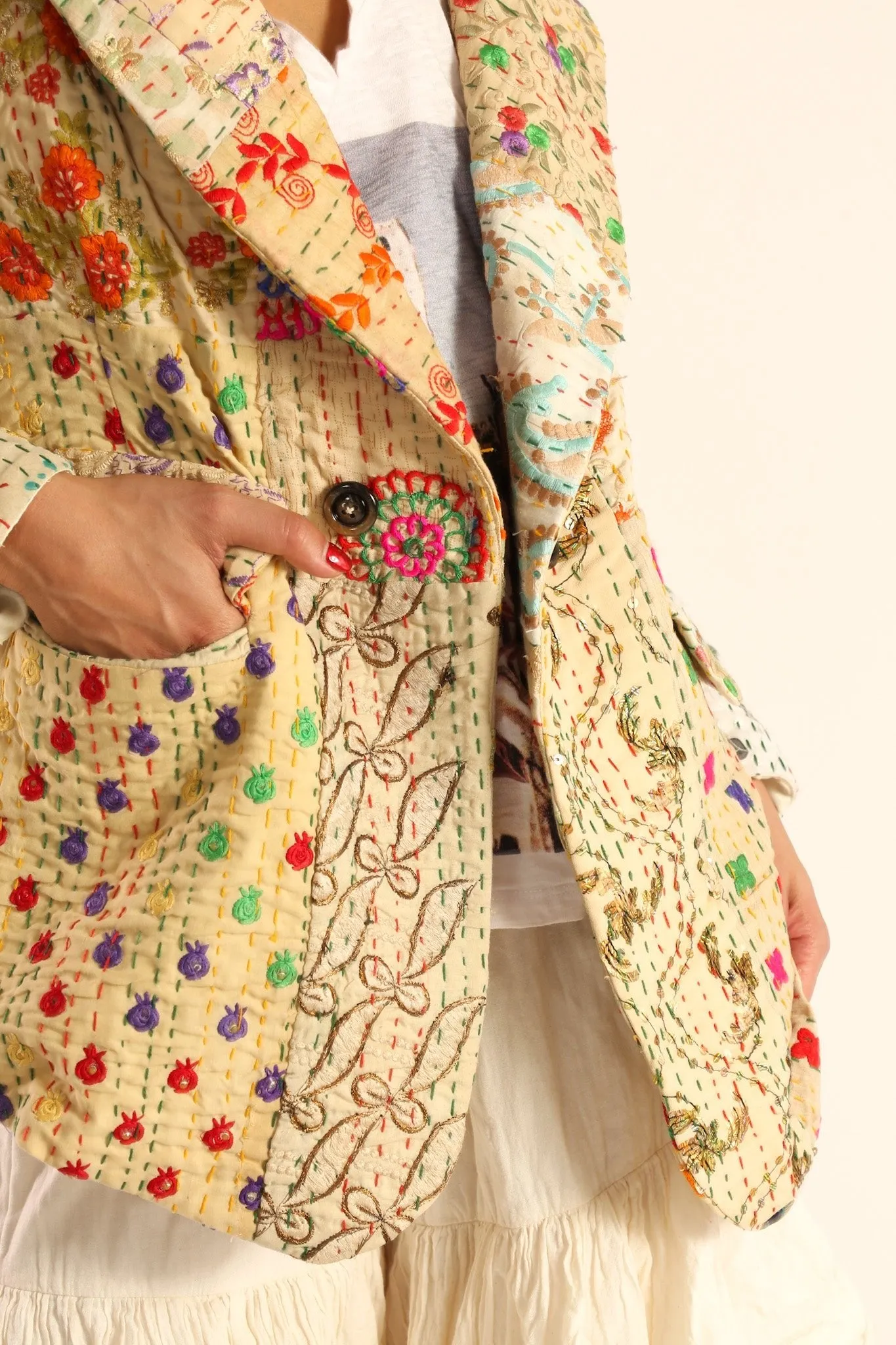 EMBROIDERED PATCHWORK JACKET PENNY