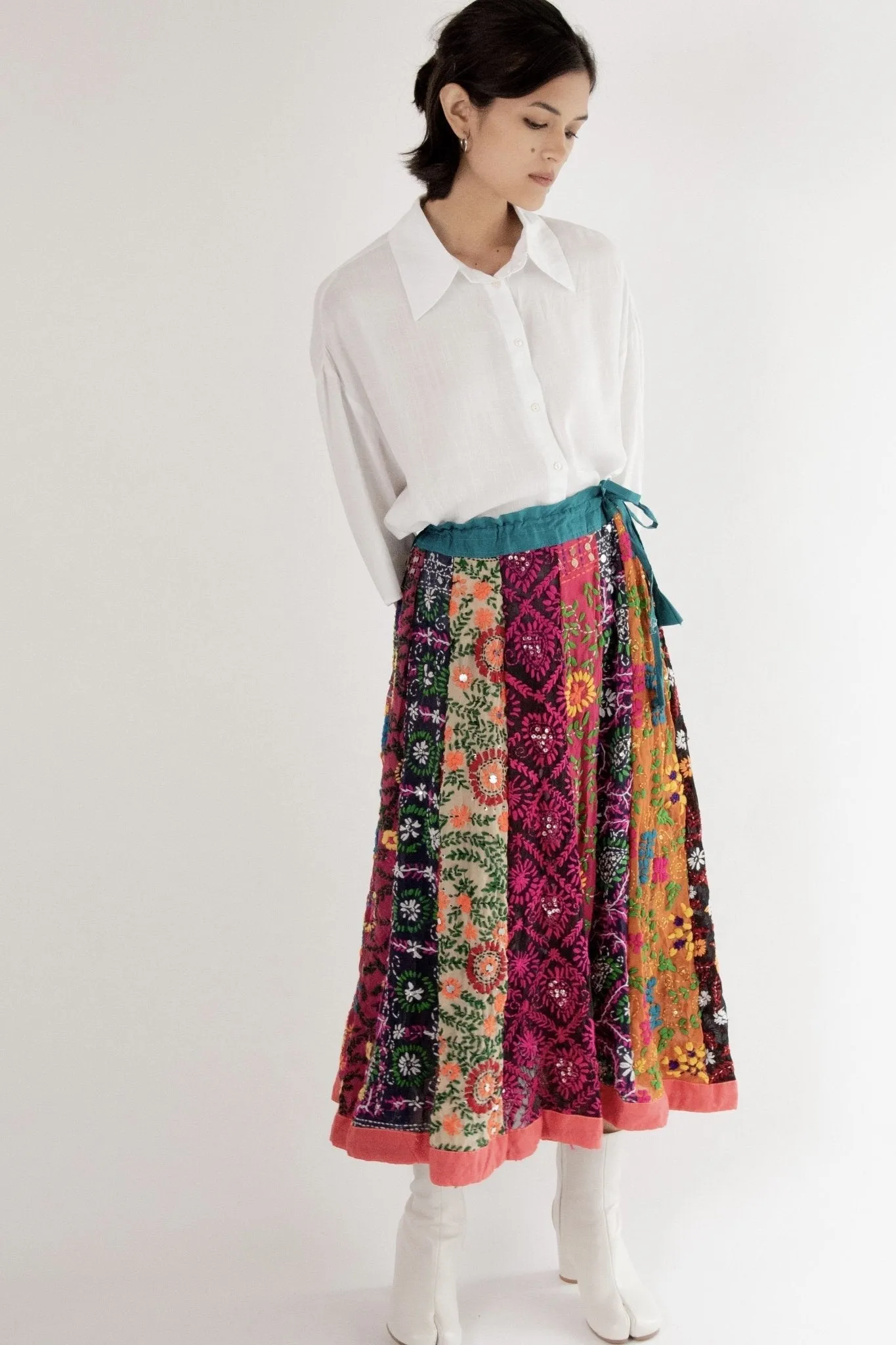 EMBROIDERED SKIRT LOUISE