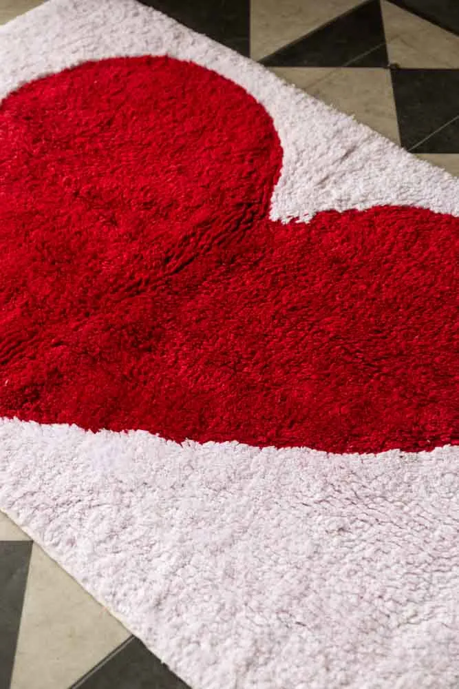 LOVE Tufted Cotton Bath Mat