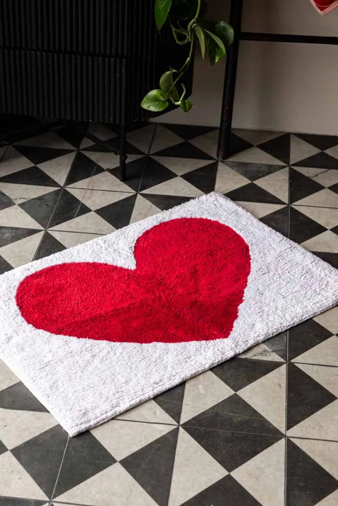 LOVE Tufted Cotton Bath Mat