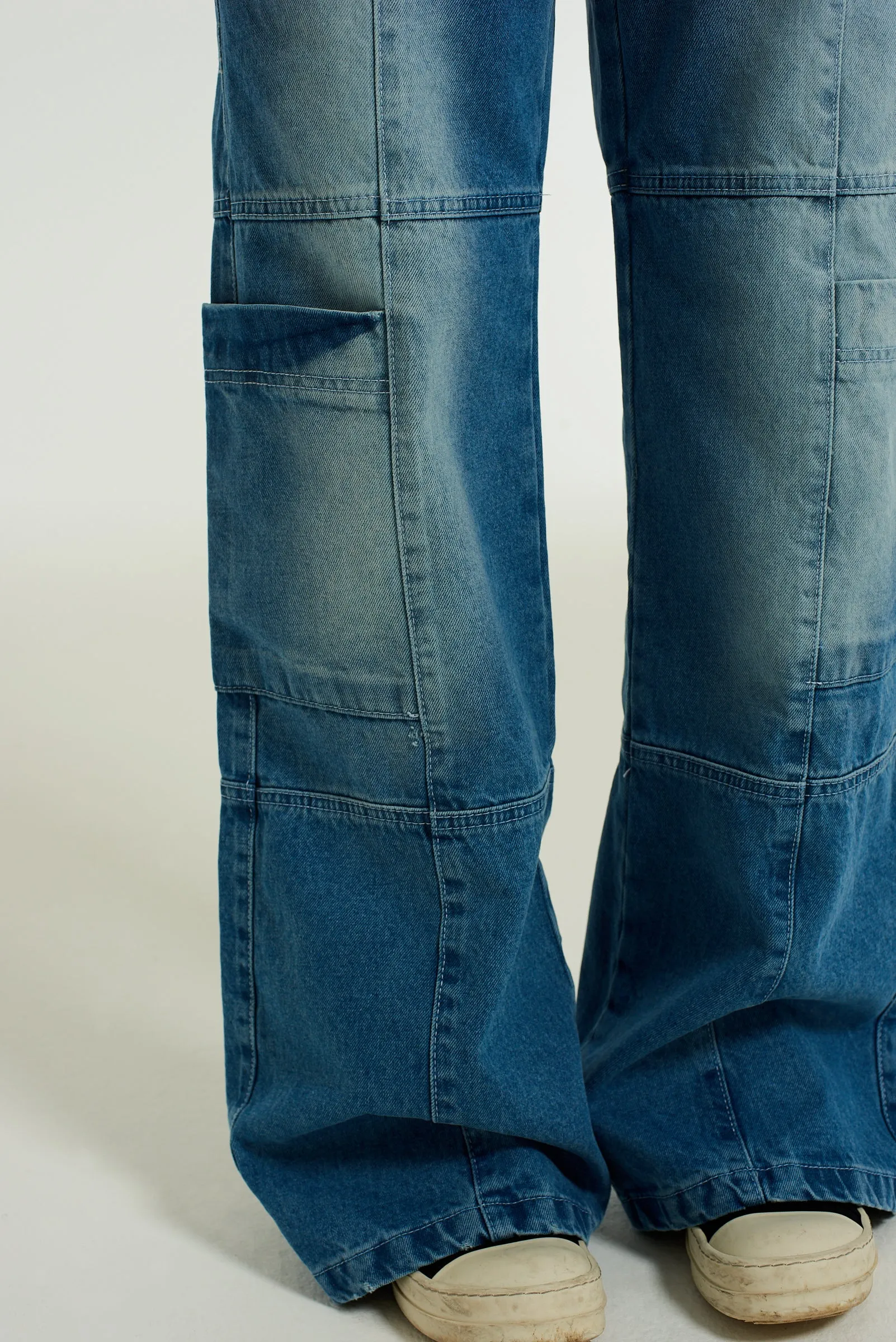 Low Rise Jean - Light Blue