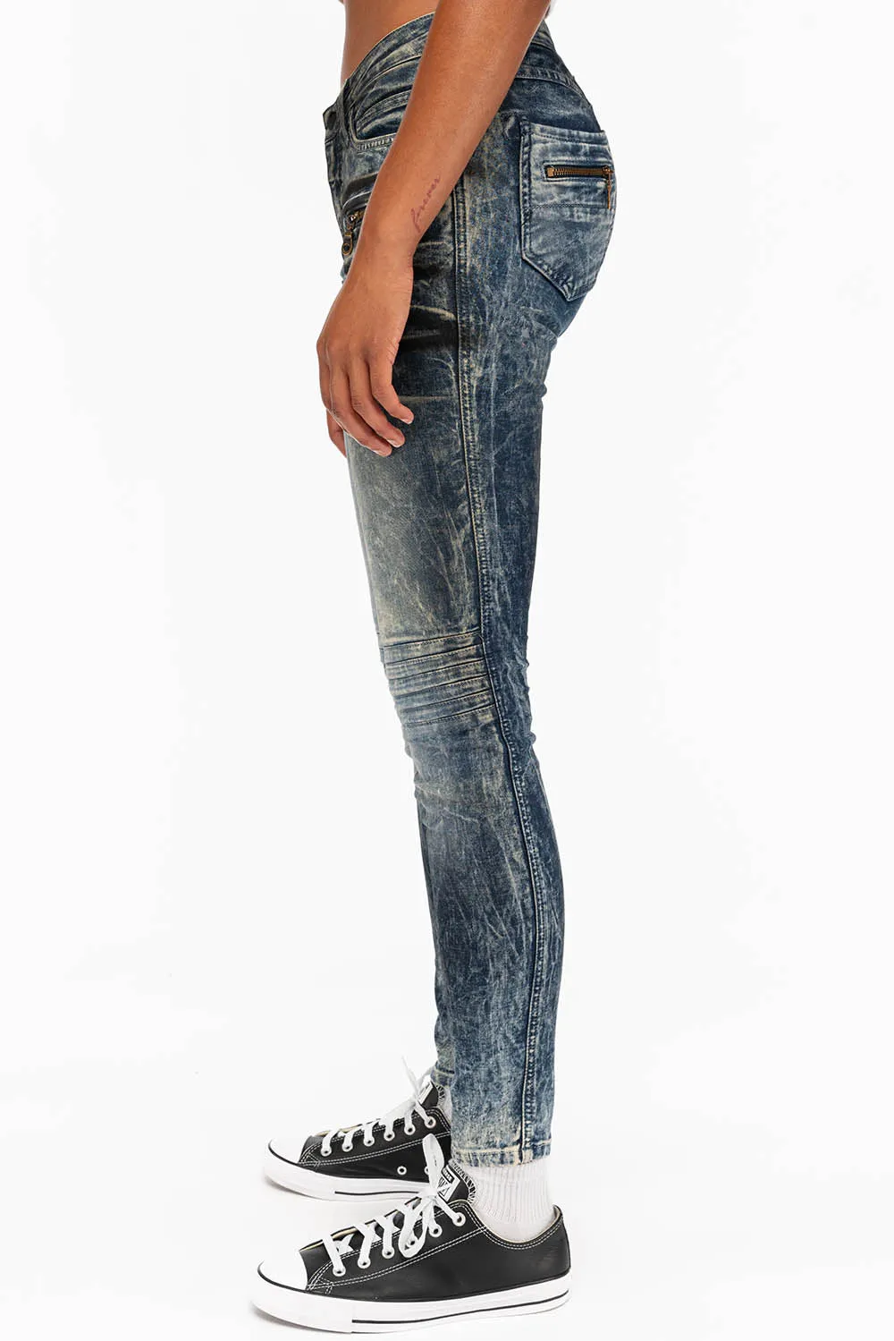 ROBIN'S BIKER WOMENS JEANS IN SILVER GHOST